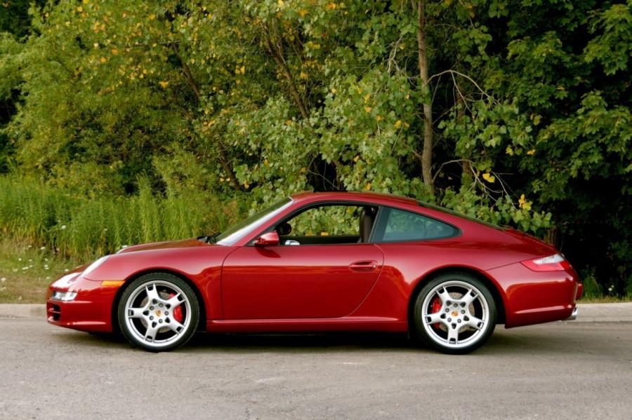  Porsche 911 Carrera S 2008 года  (фото 32 из 43)